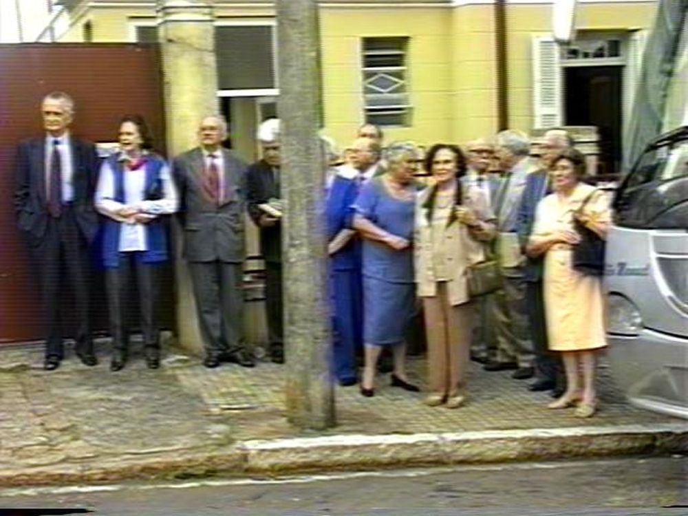 Foto - Visita da Academia Paulista de Letras em Botucatu em 2001