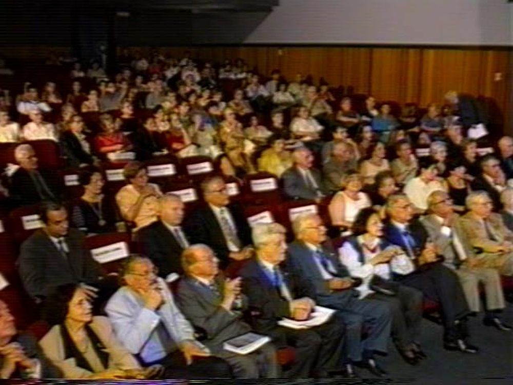 Foto - Visita da Academia Paulista de Letras em Botucatu em 2001