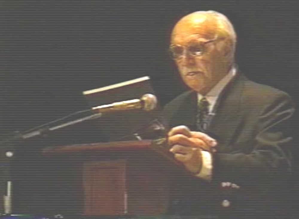 Foto - Visita da Academia Paulista de Letras em Botucatu em 2001