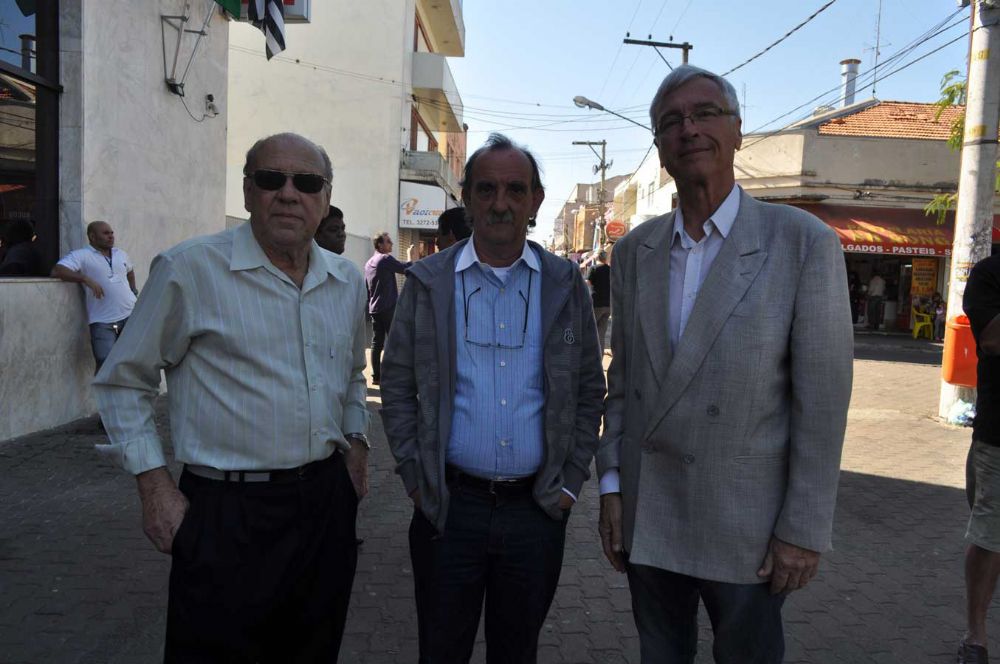 Foto - Inauguração da Estátua de Anesia Pinheiro Machado em Itapetininga em 16/07/2011