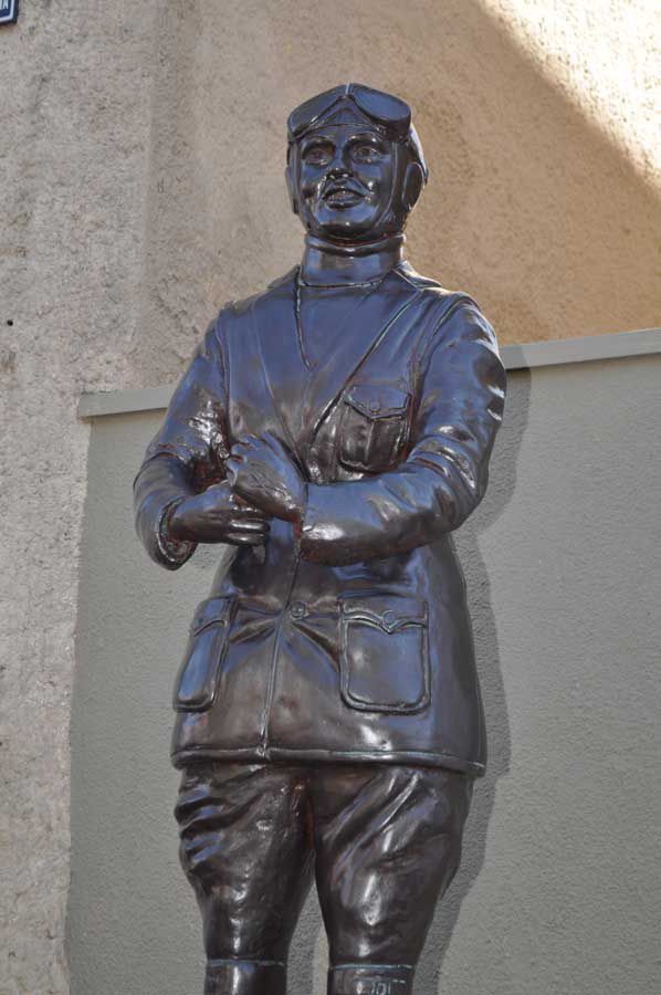 Foto - Inauguração da Estátua de Anesia Pinheiro Machado em Itapetininga em 16/07/2011